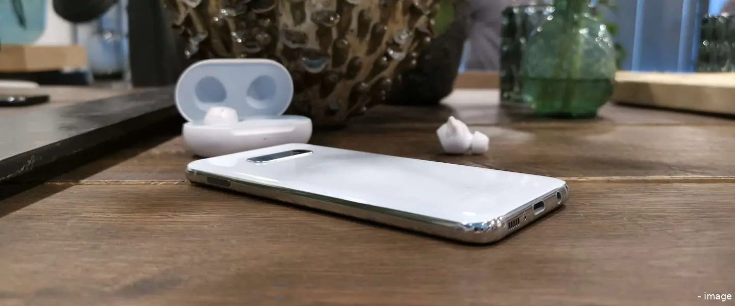 Galaxy S１０　ホワイト Dit is de nieuwe Samsung Galaxy S10
